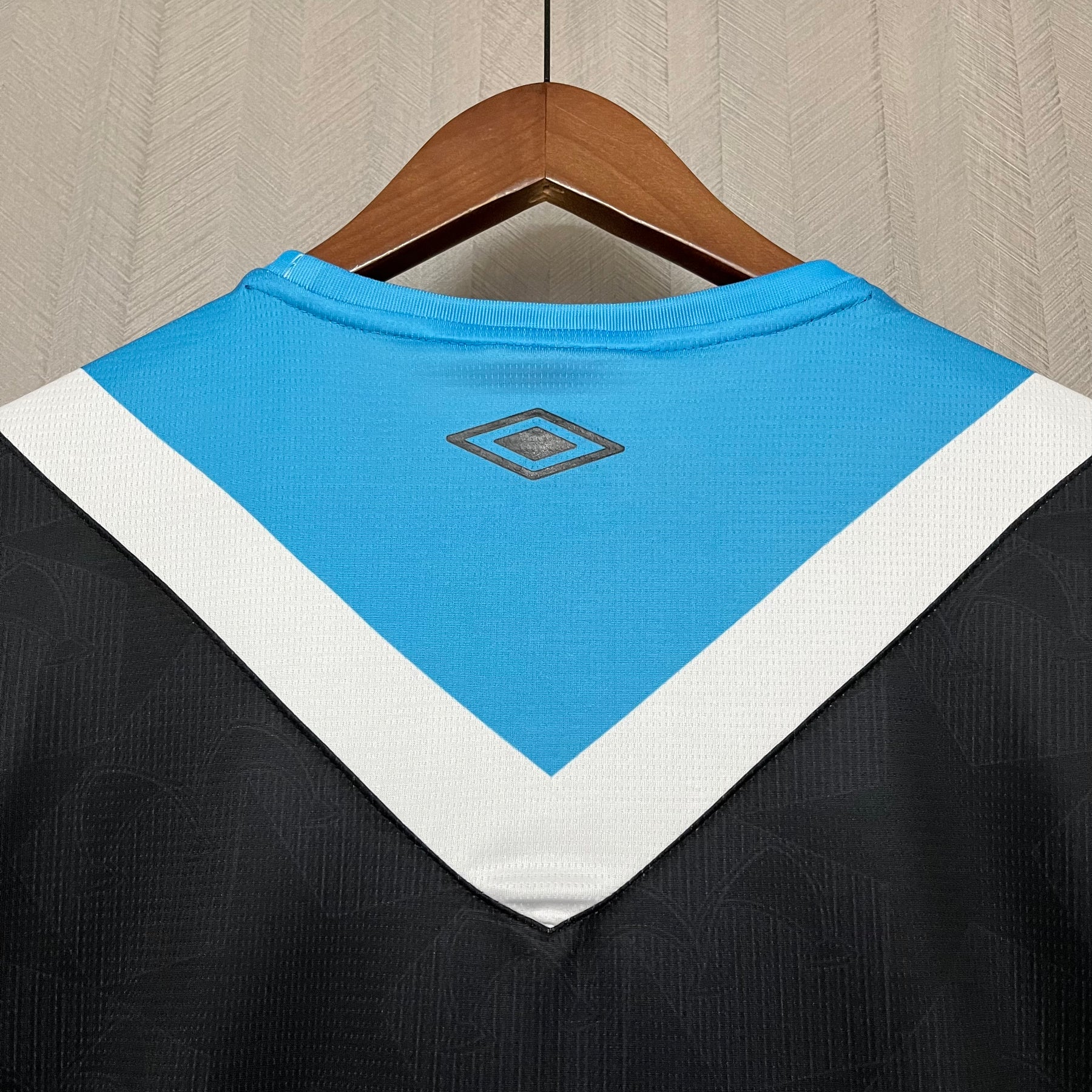 Camisa Grêmio III 24/25 - Umbro Torcedor Masculina - Lançamento
